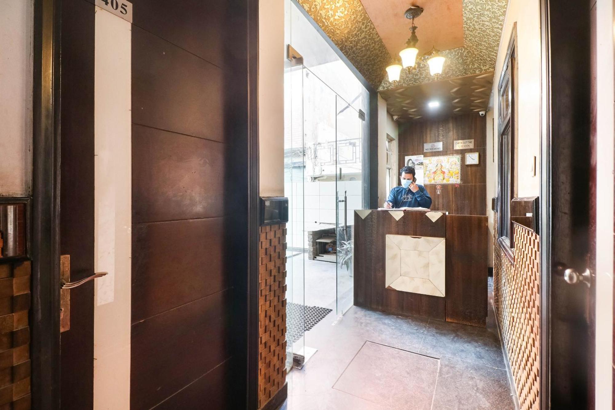 SPOT ON 37224 Hotel Grace Gurgaon Buitenkant foto