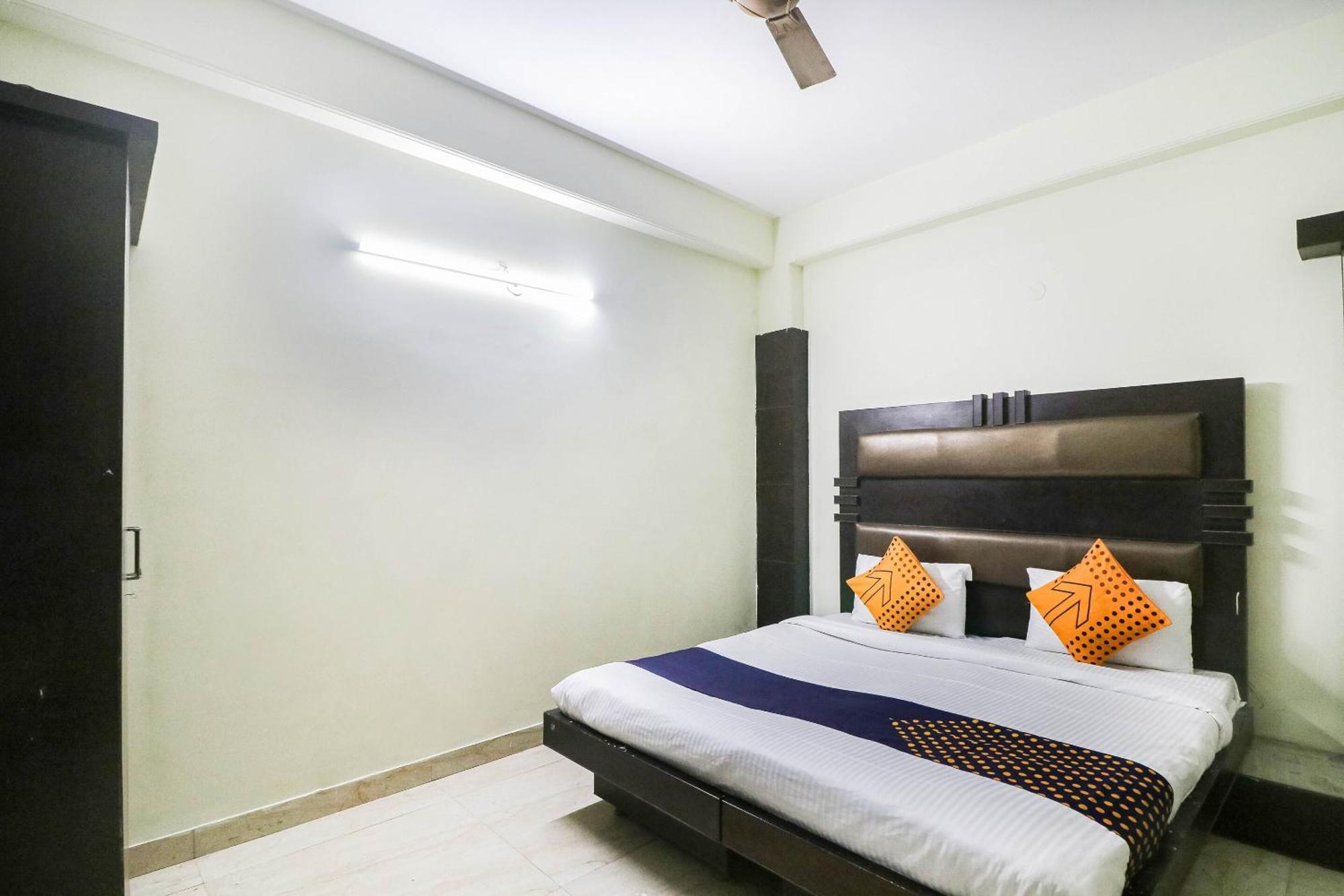 SPOT ON 37224 Hotel Grace Gurgaon Buitenkant foto