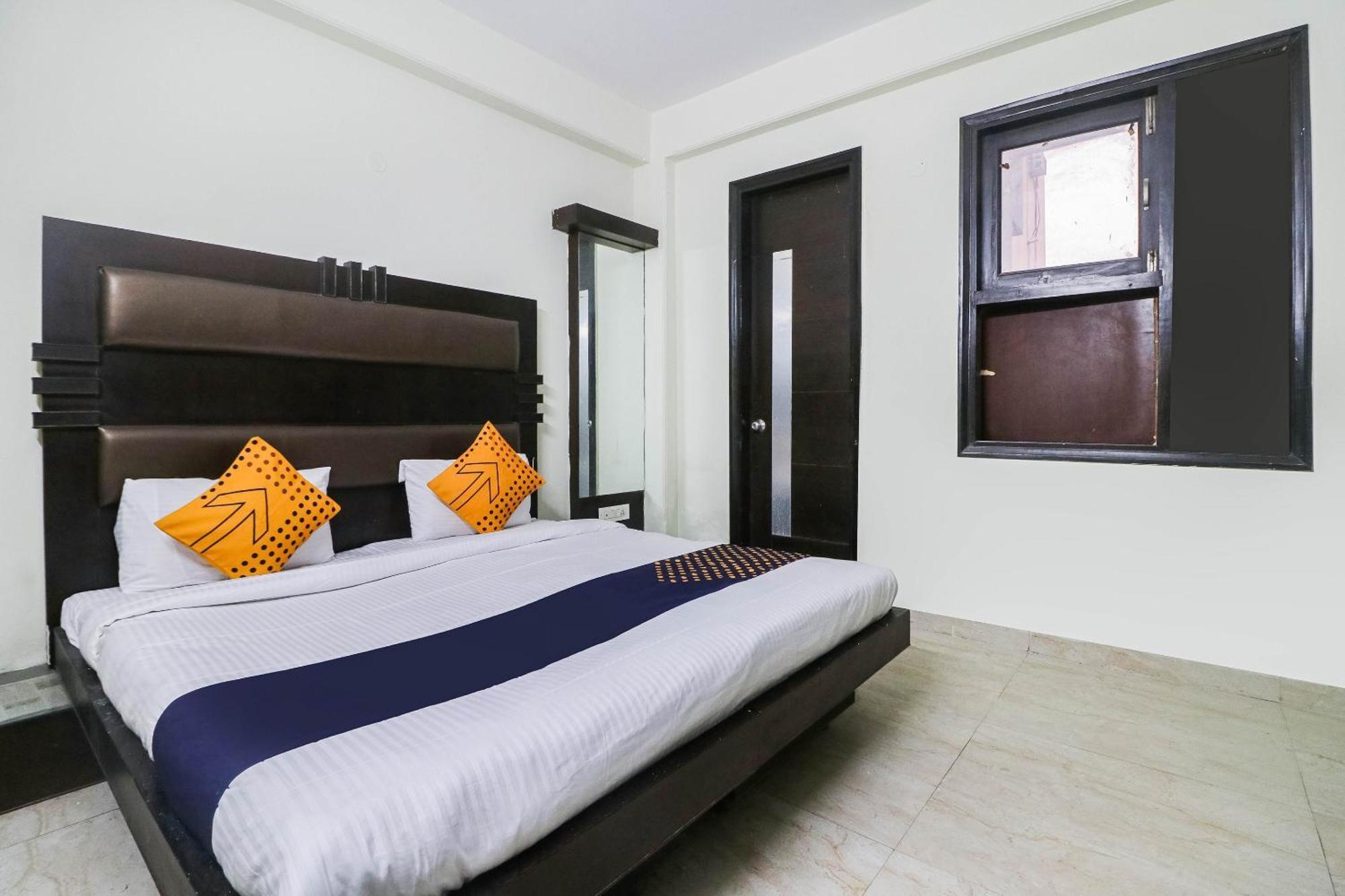 SPOT ON 37224 Hotel Grace Gurgaon Buitenkant foto